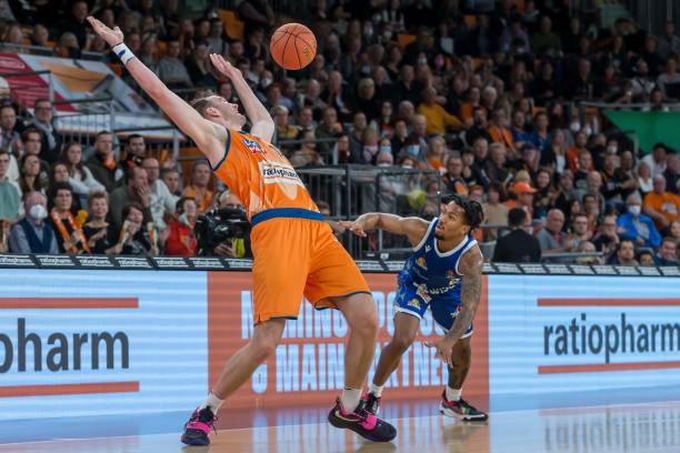 场地发生改 场地发生改