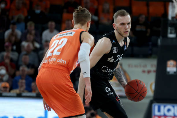 够持续通过 够持续通过